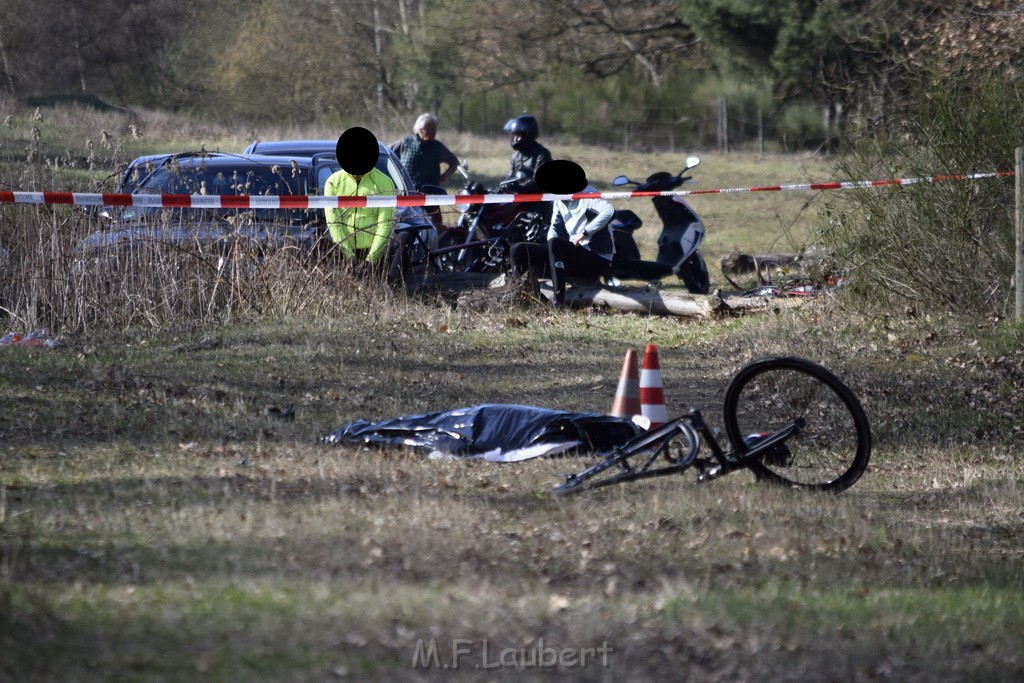 Schwerer VU Krad Fahrrad Koeln Porz Alte Koelnerstr P127.JPG - Miklos Laubert